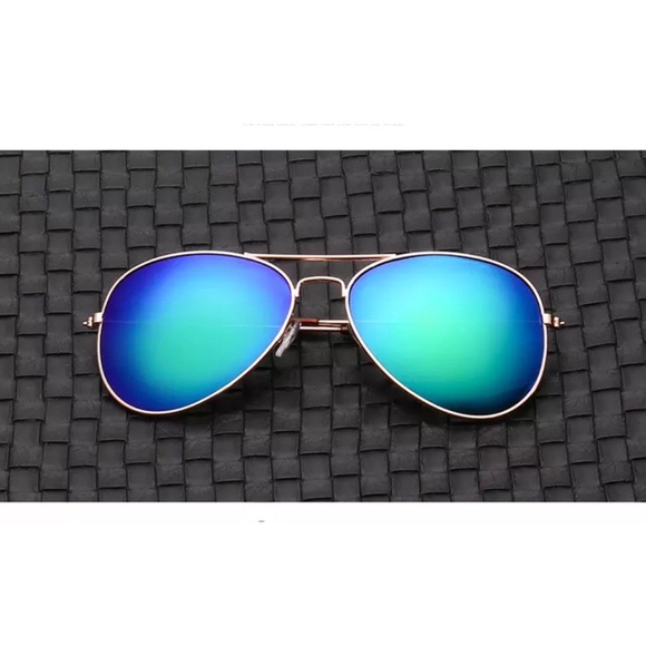 Accessories - Blue & Green Aviator Mirrored Lens Sunglasses